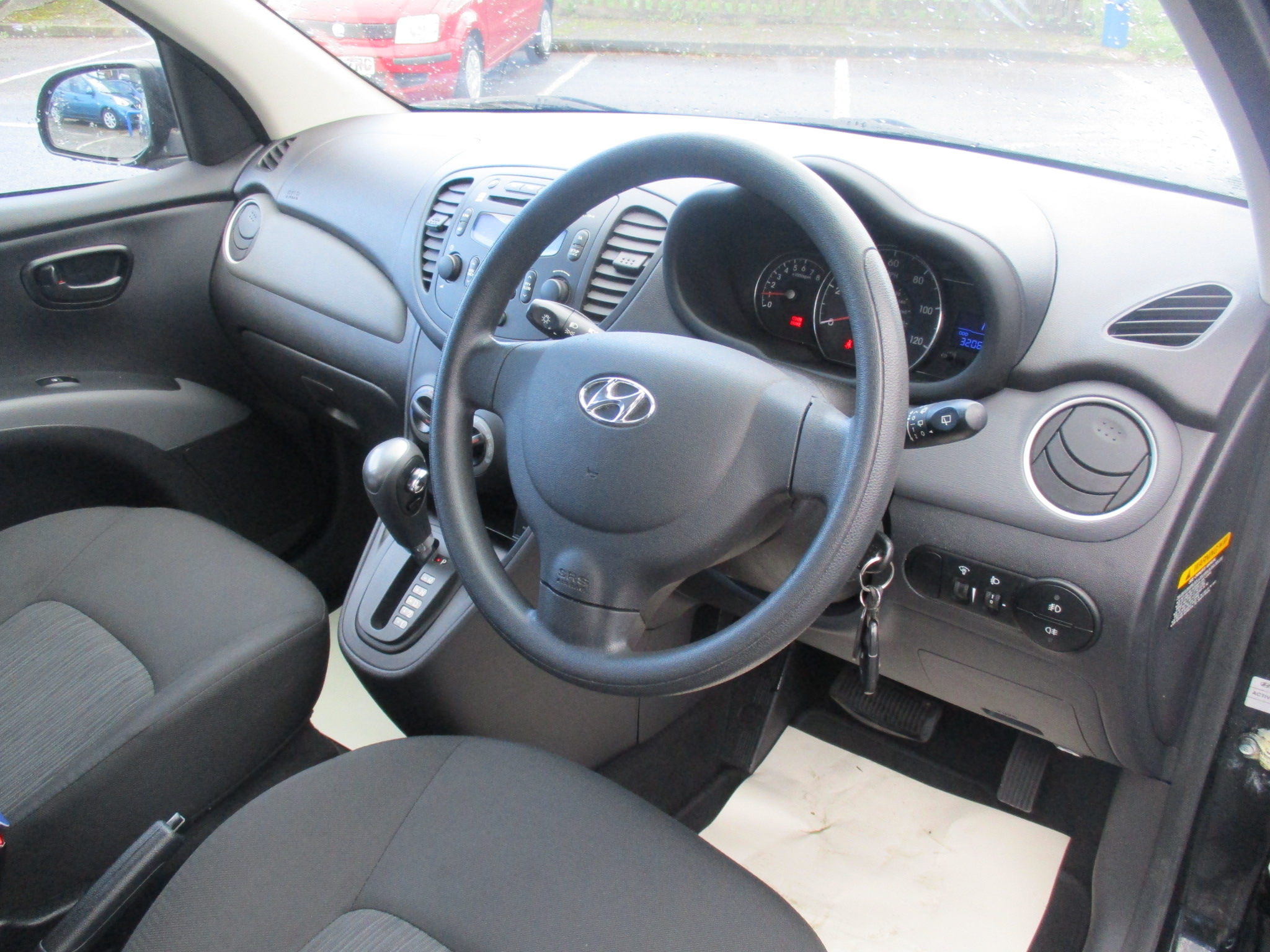 HYUNDAI I10 1.2 ACTIVE (AUTO) 2013